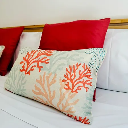 Stylish With Terrace On The Beachfrom Appartement Valence