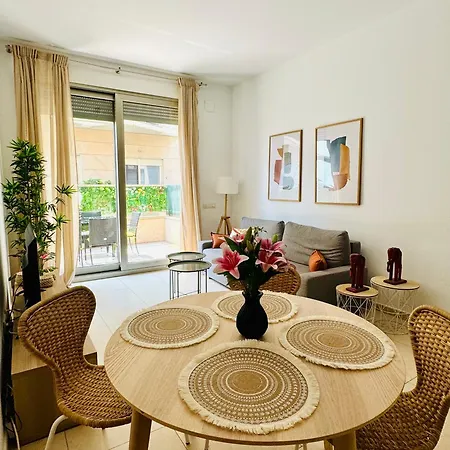 Appartement Stylish With Terrace On The Beachfrom Valence