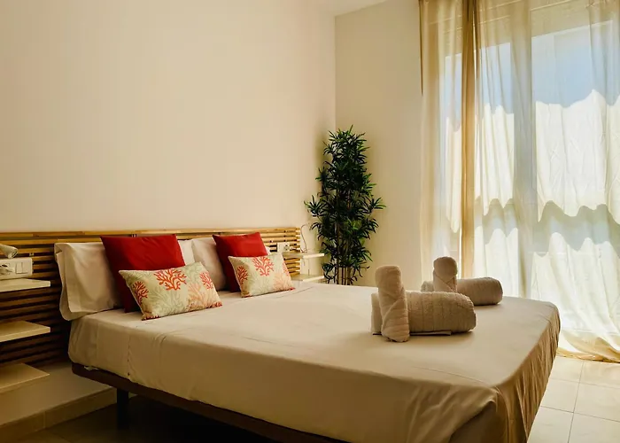 Stylish With Terrace On The Beachfrom Valencia