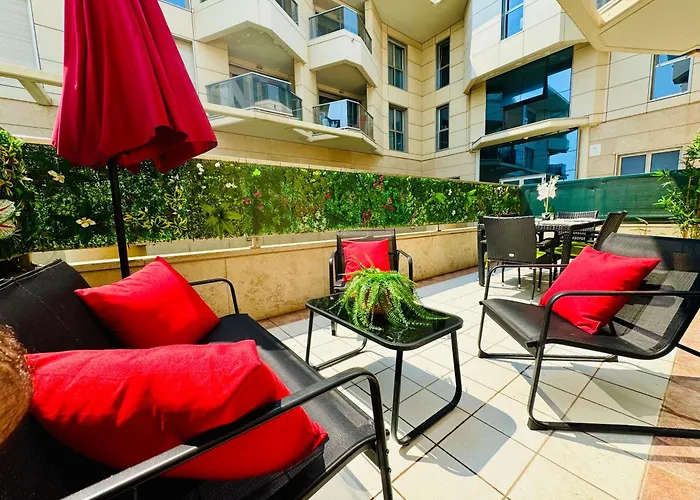 Stylish With Terrace On The Beachfrom Apartman *